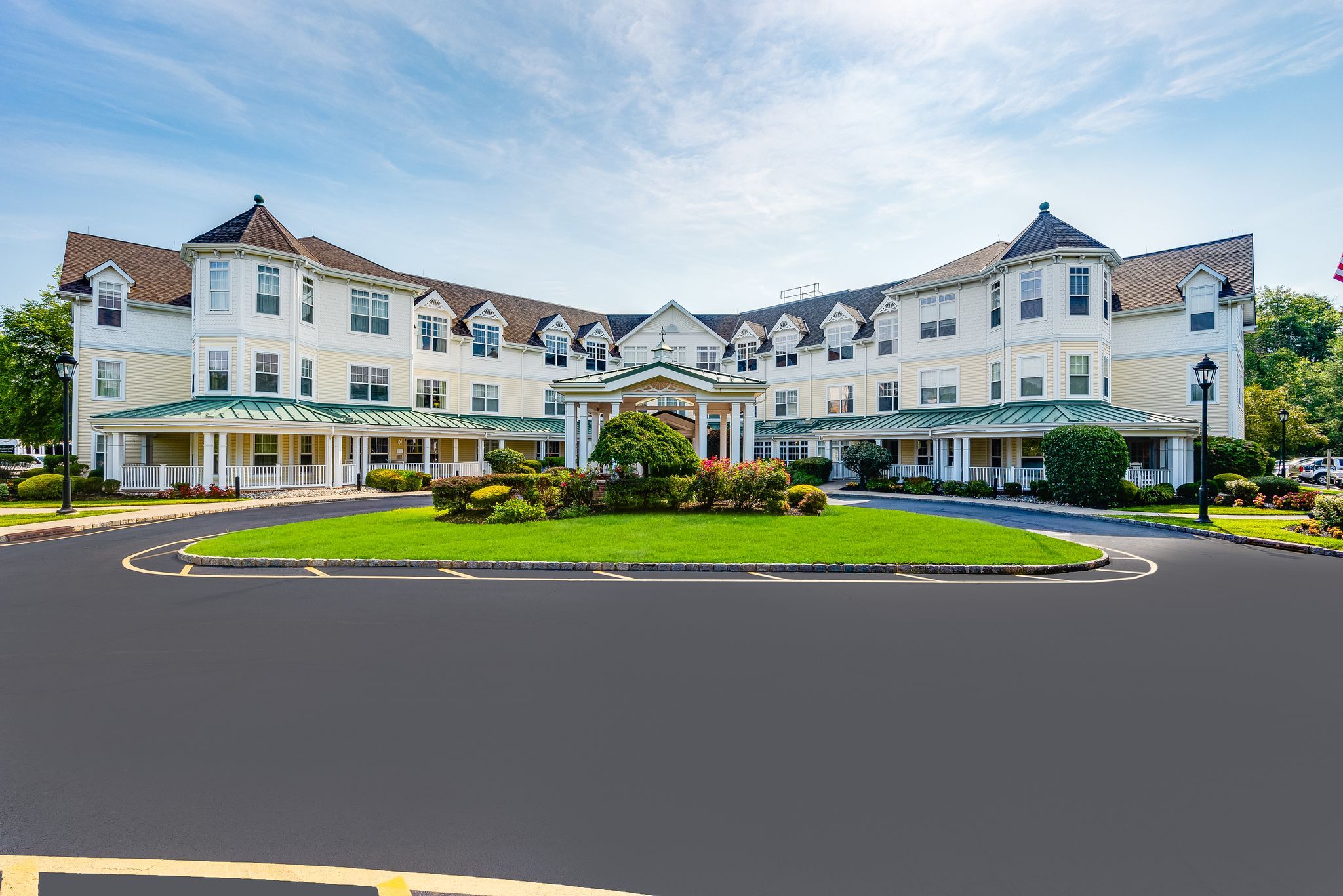 Bootstrap via website (https://www.monarchcommunities.com/basking-ridge-new-jersey?utm_source=gmb&utm_medium=organic&utm_campaign=basking-ridge-new-jersey&utm_content=gmb-website)