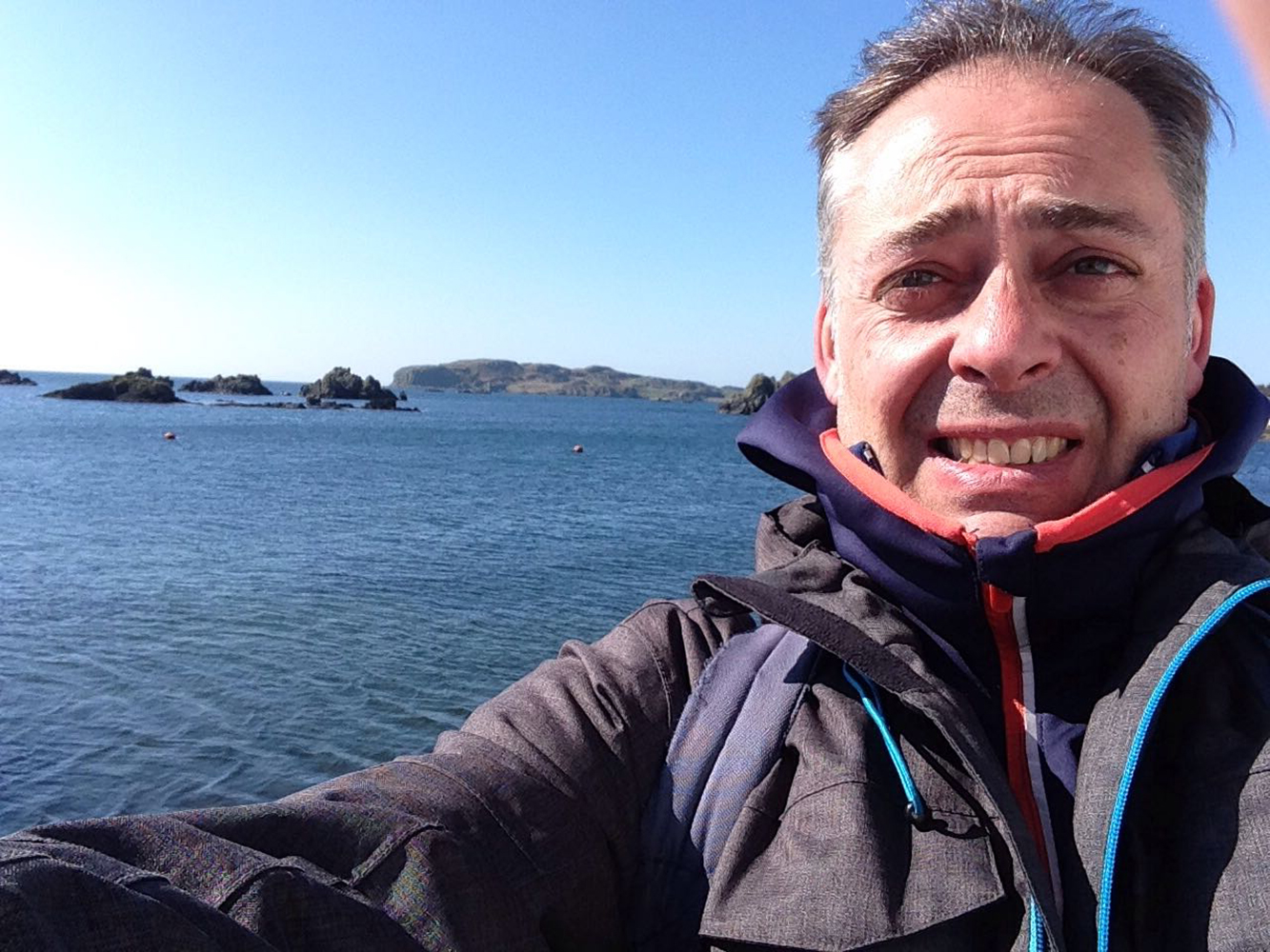 Philippe Serre erzählt, wie bei Berlitz in Köln Französisch gelernt wird.