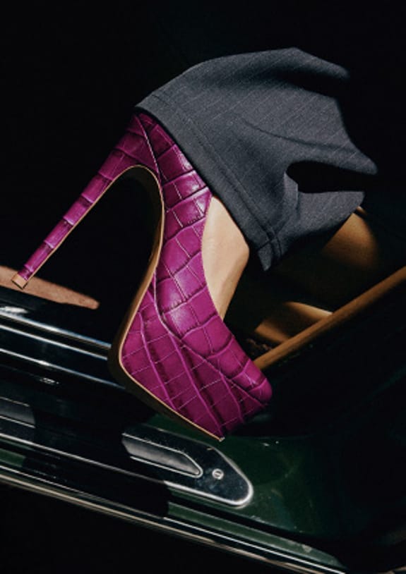 Wmn_Footwear_mob.jpg