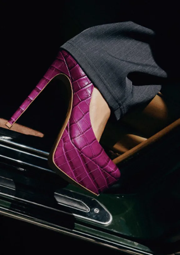 Wmn_Footwear_mob.jpg