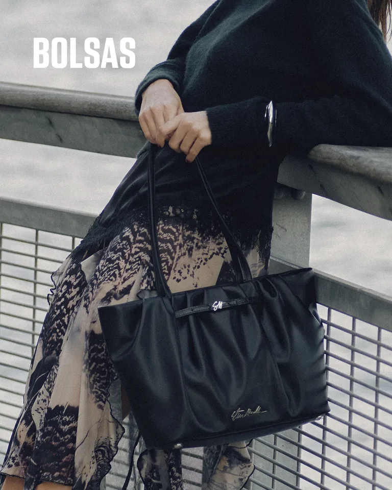 Bolsas Steve Madden en tonos otoñales, el complemento perfecto para elevar tus looks de otoño. Descúbrelos ahora.