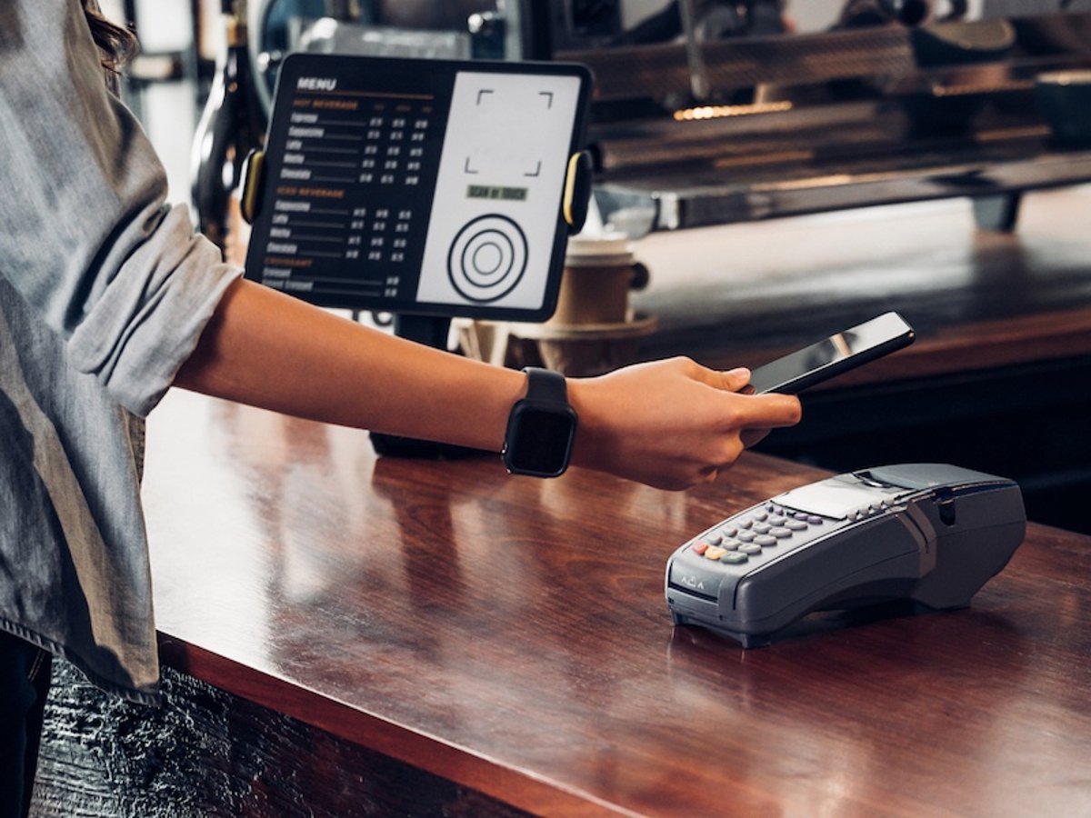 Borrowing From Fintech’s Playbook, Banking Leverages AI-Based Business Monitoring