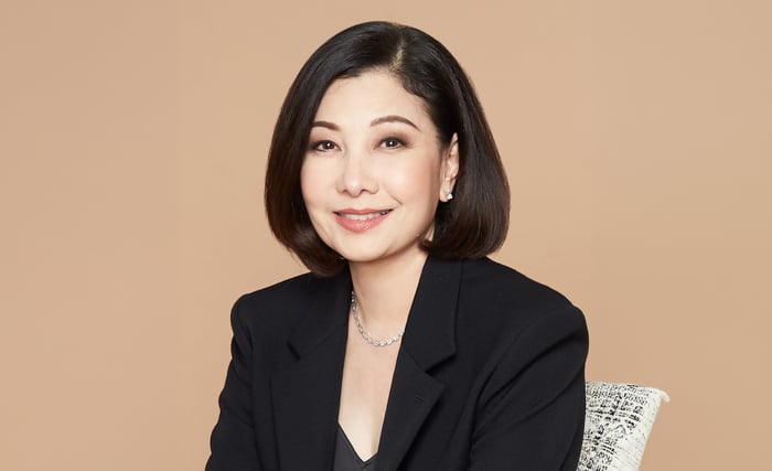 Portrait of Chadatip Chutrakul, Chief Executive Officer of Siam Piwat Co., Ltd.