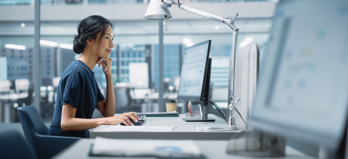 Charting Success: How the Pros Navigate Risk and Build Smarter Trade Positions