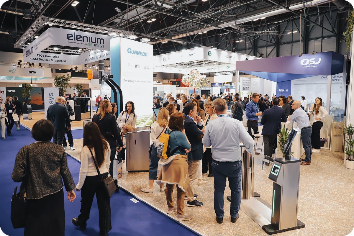 Exhibitors and attendees at Passenger Terminal Expo (PTE) World 2025. Photo credit: PTE World 2025.