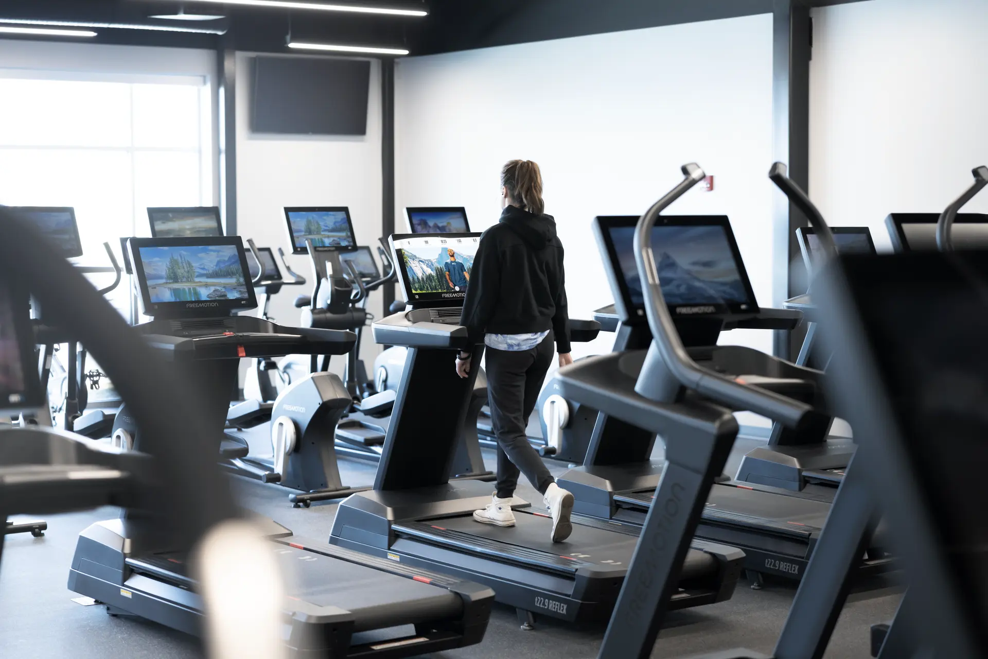 video-freemotion-healthclub-gym-equipment-casestudy-optimum-performance-sports