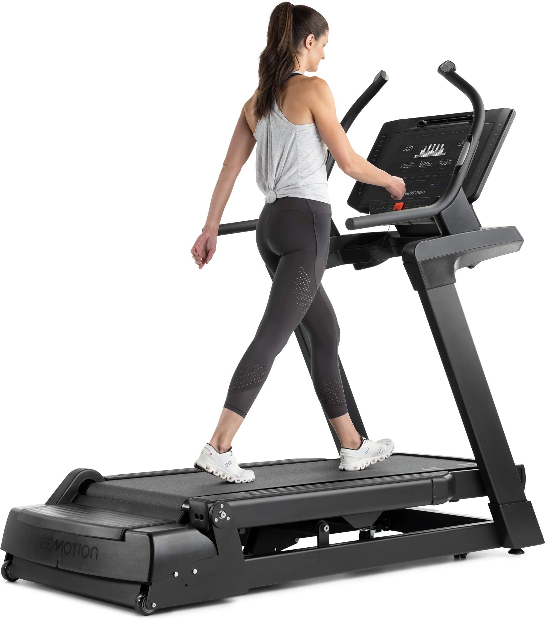 i10.9b Incline Trainer view 5