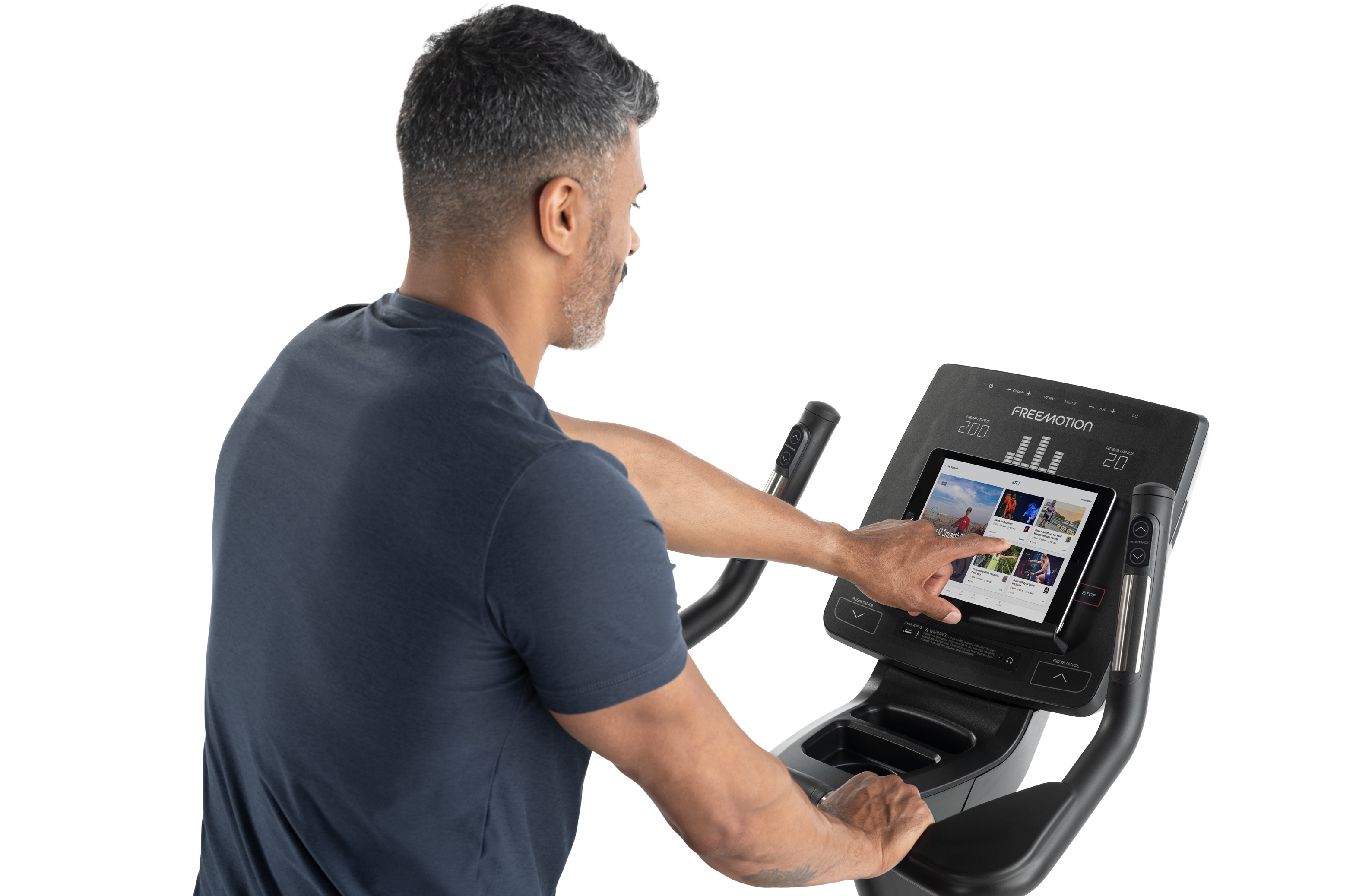 FMEX82422_Console-iFIT