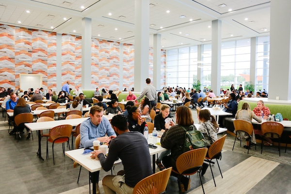 5 Reasons to Take an Hour Lunch