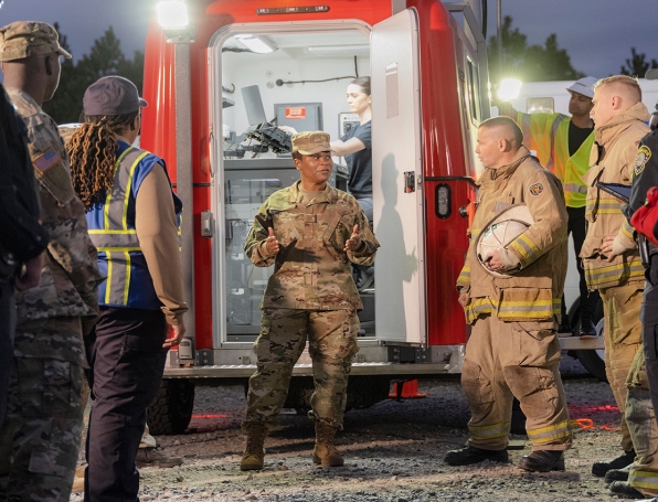 Sqre|First responders on scene