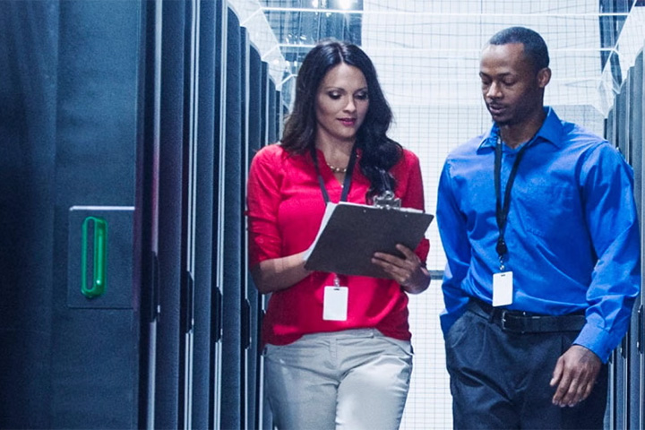 wide_colleagues-in-server-room-lg.jpg