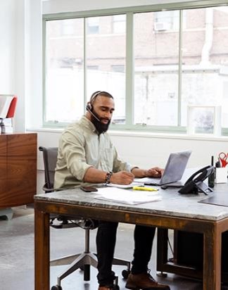 pnc-man-desk-headset.jpg