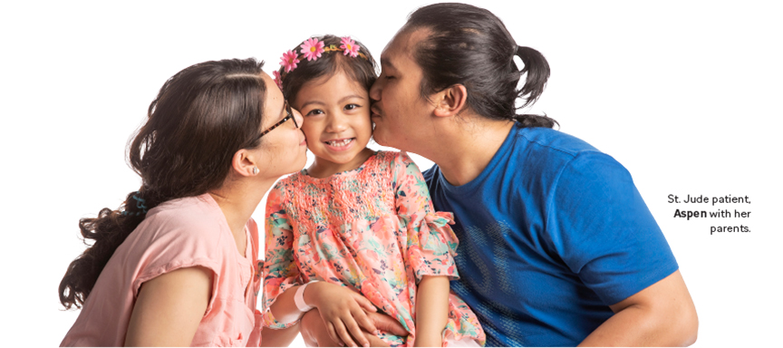 St Jude patient Aspen with her parents 