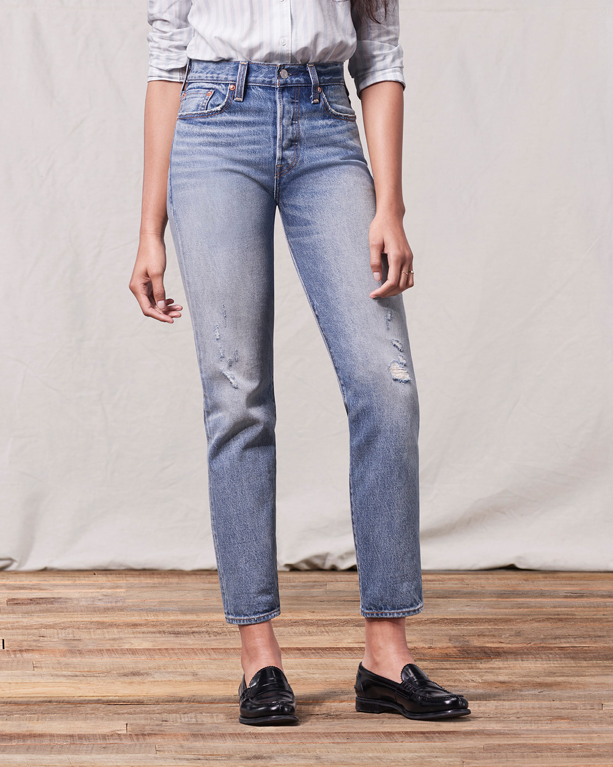 Levi's Wedgie Fit  Jeans  Collateral Damage NWT Style # 228610035 