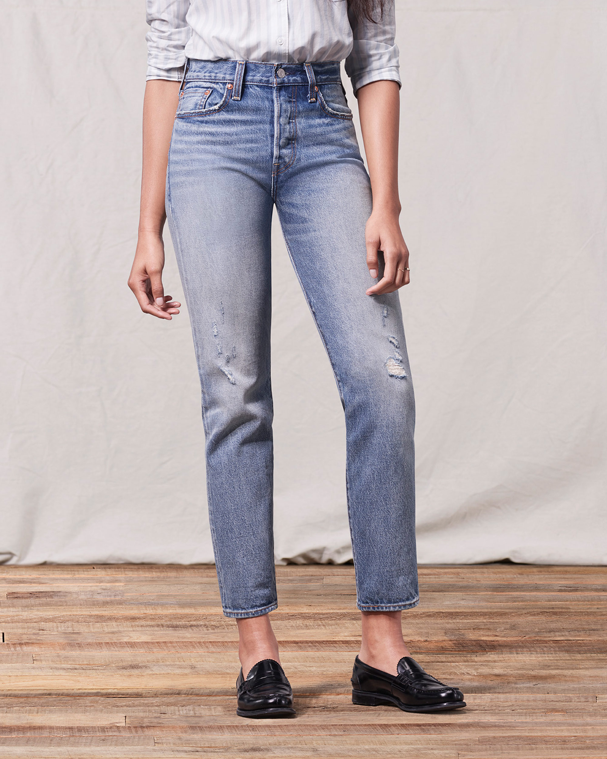 levi's wedgie tapered leg