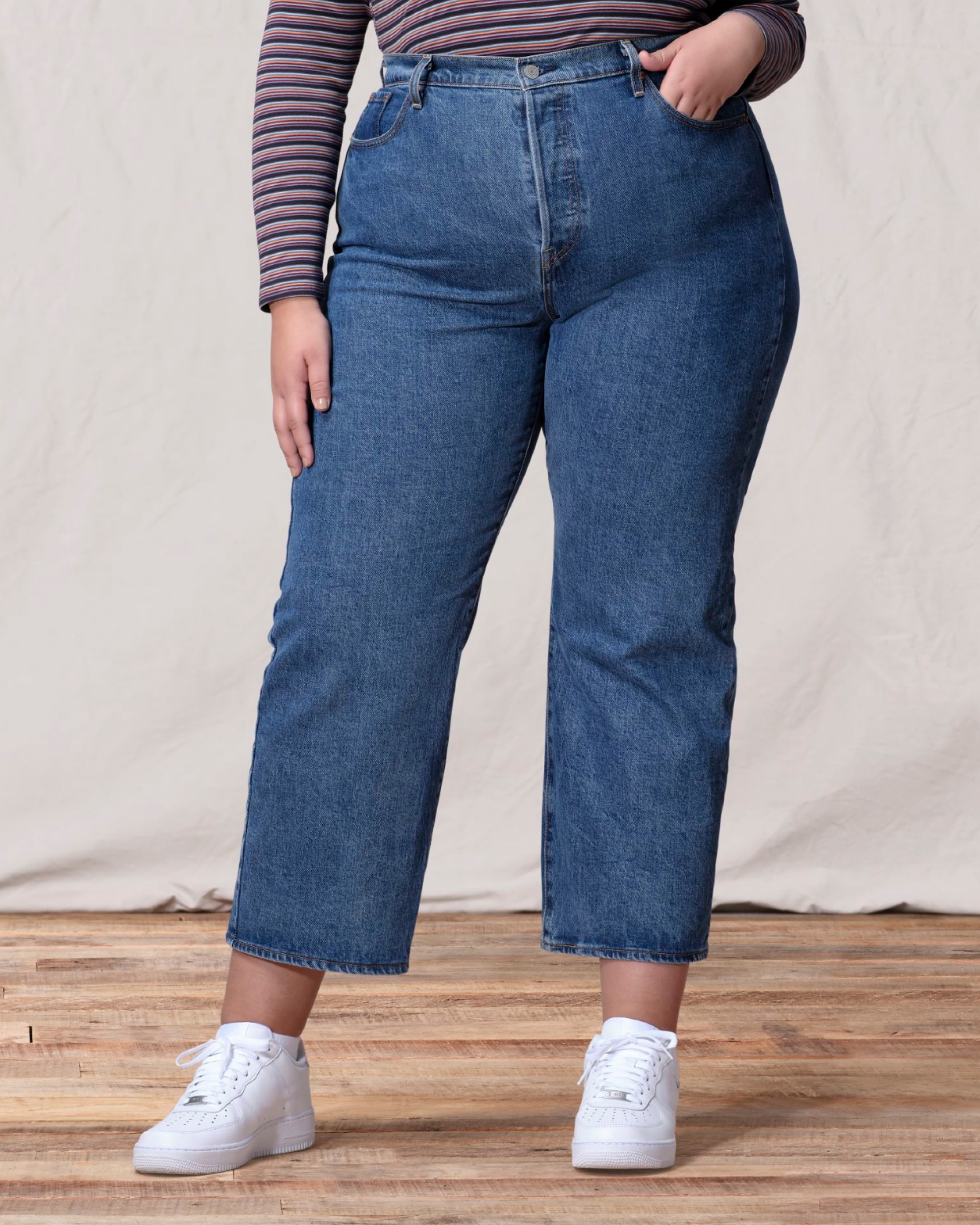 high waisted jeans levis