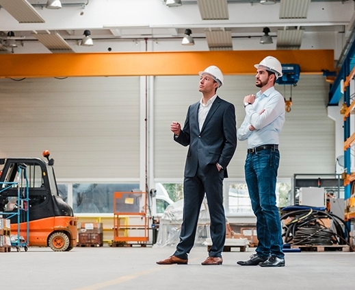 Seguros, hombre y niña