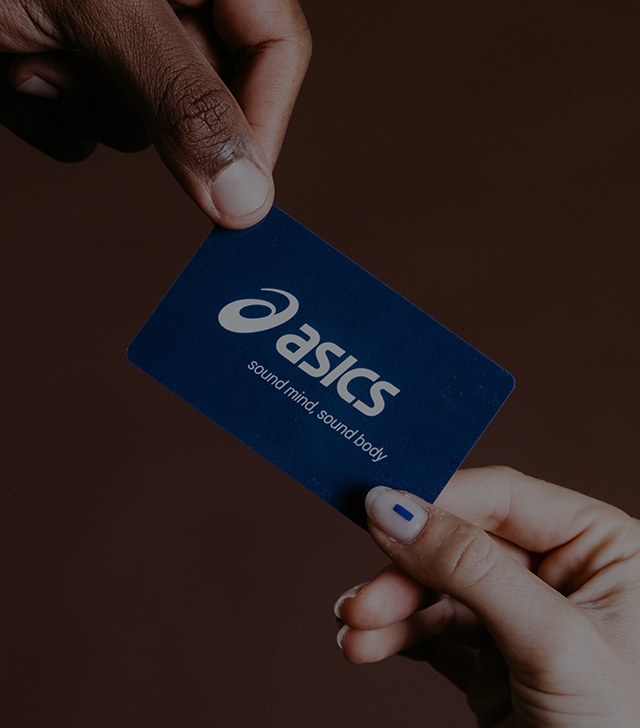 Give the gift of ASICSā
