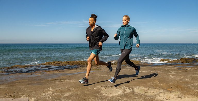 6 Tips for Beach Running