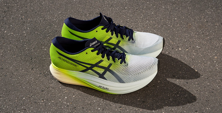 How to Choose Lightweight Running Shoes
