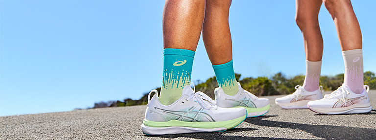 ASICS GEL-KAYANO 33 