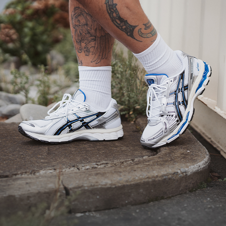 GEL-KAYANO 12.1
