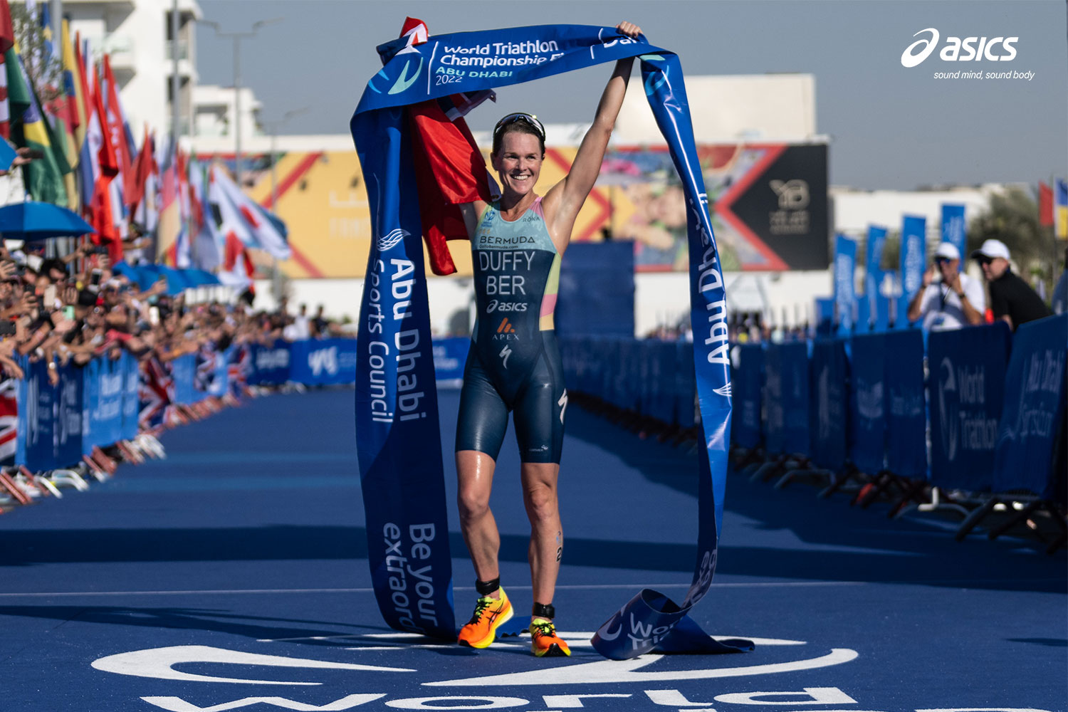 lora Duffy, ASICS triathlete.