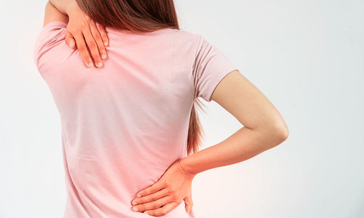 a-woman-has-nerve-pain