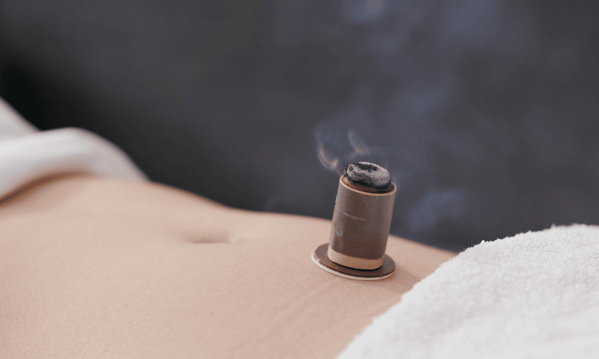 image of moxibustion when in usage