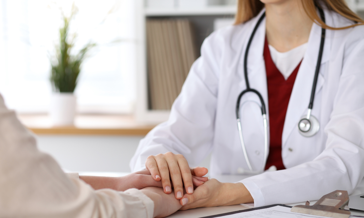 Doctor consulting a patient