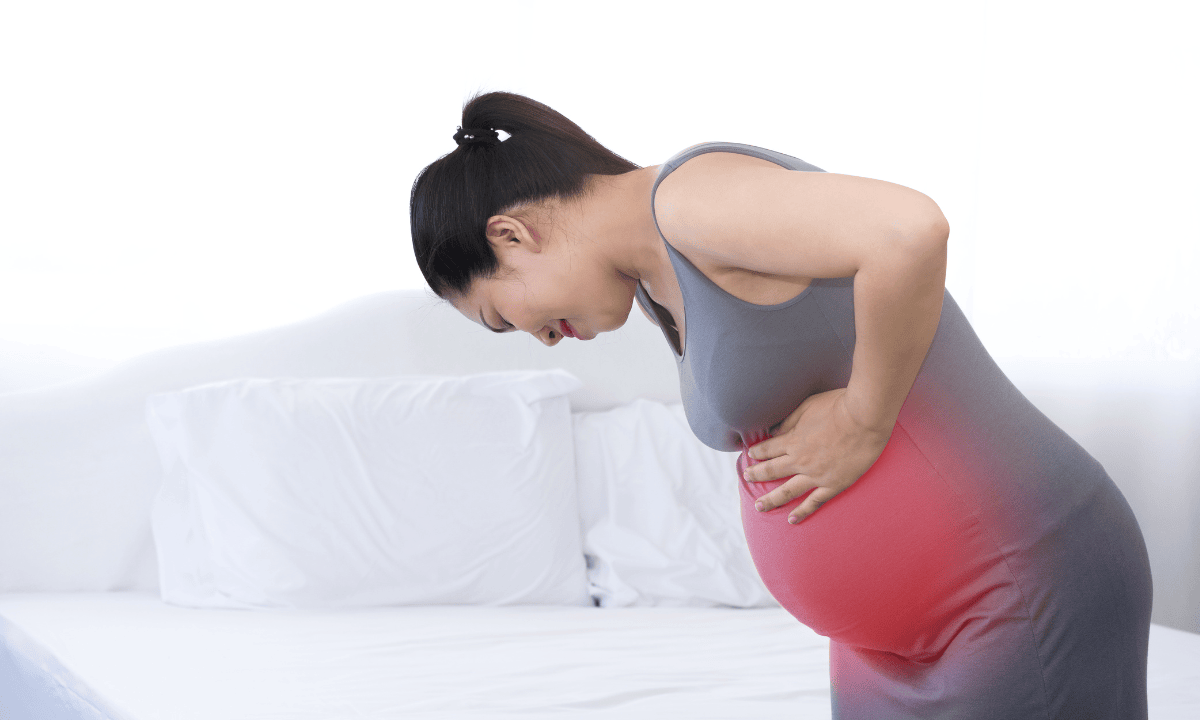 pregnant women in pain