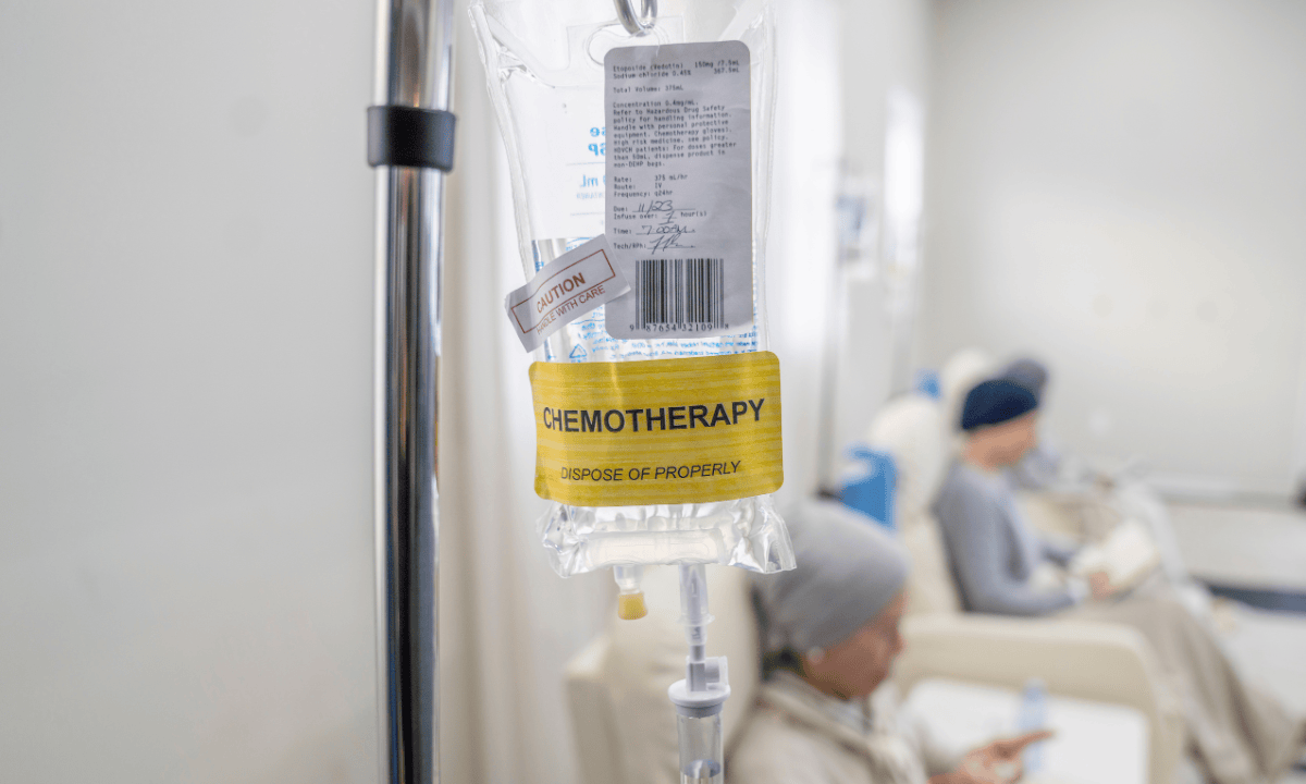 image of a chemotherapy bag.png