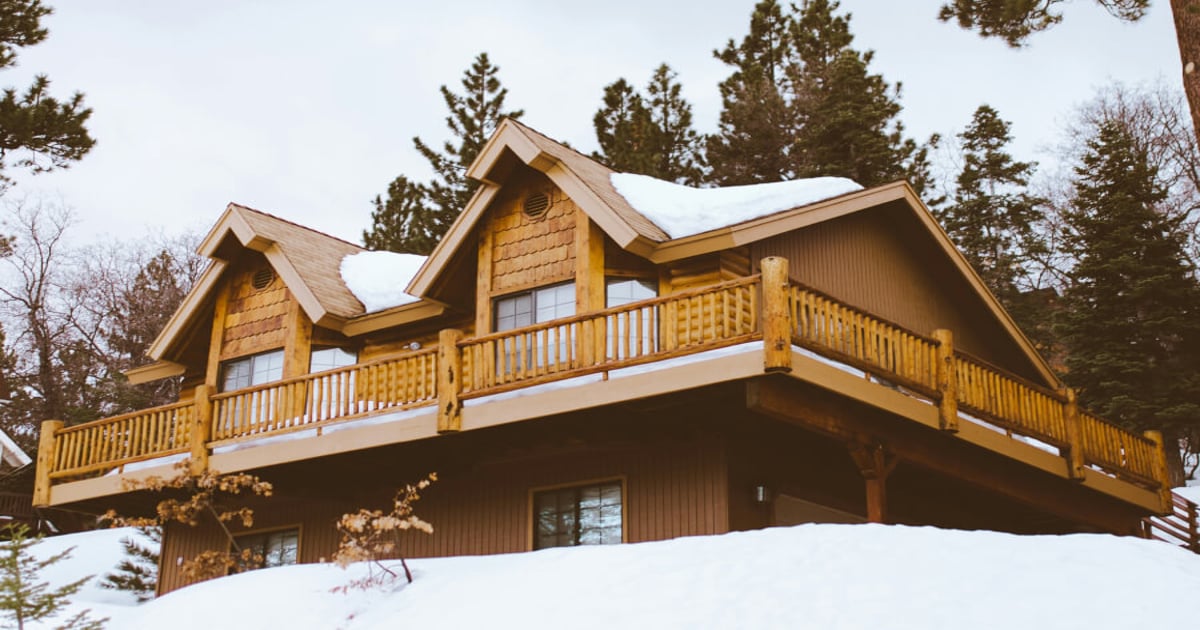 Does Homeowners Insurance Cover Ice Damage? | Progressive