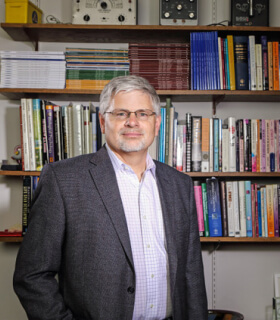 A photo of David Strayer, University of Utah Cognitive Neuroscientist.