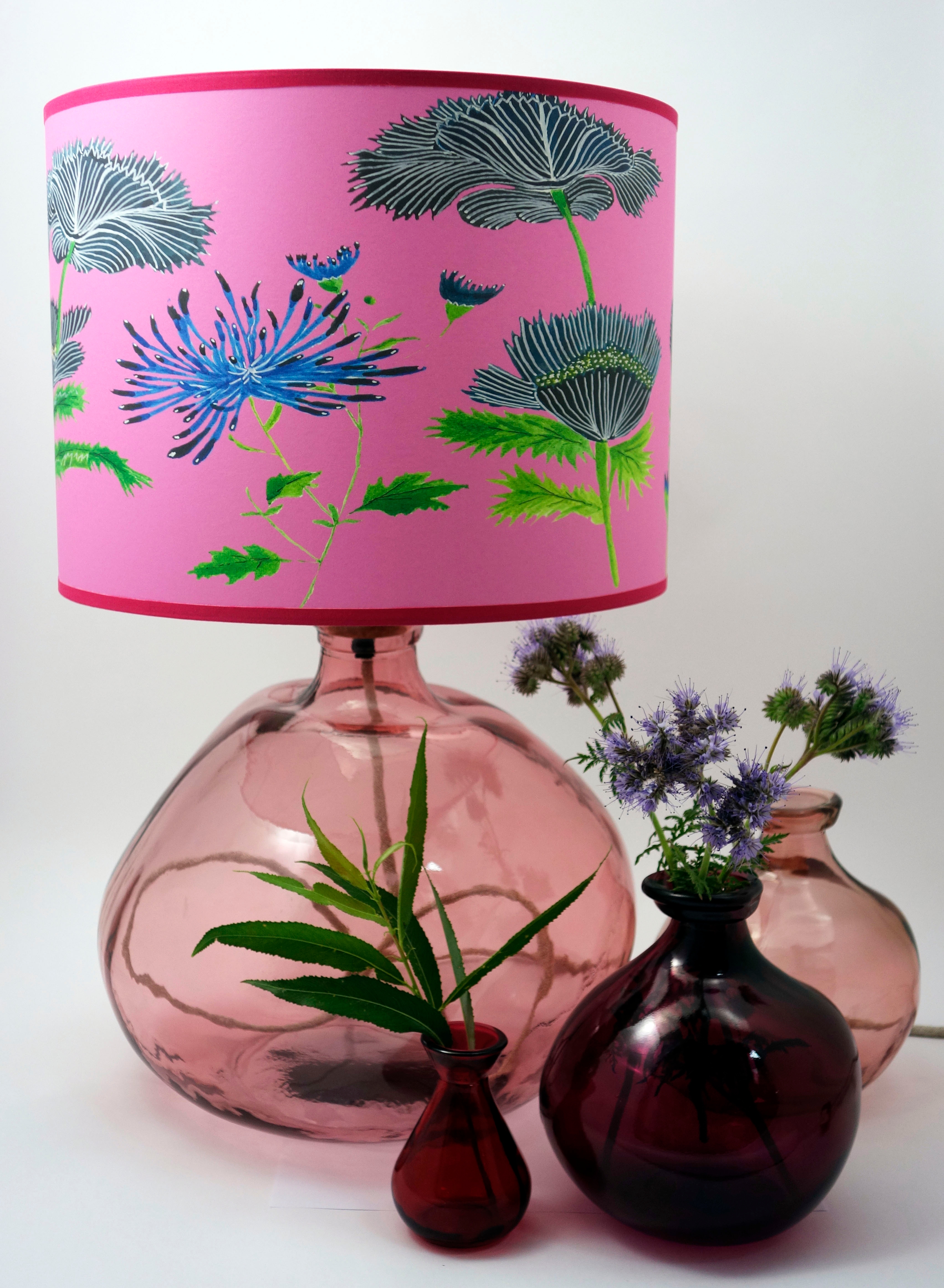 Simplicity lamp with Japanese pink shade