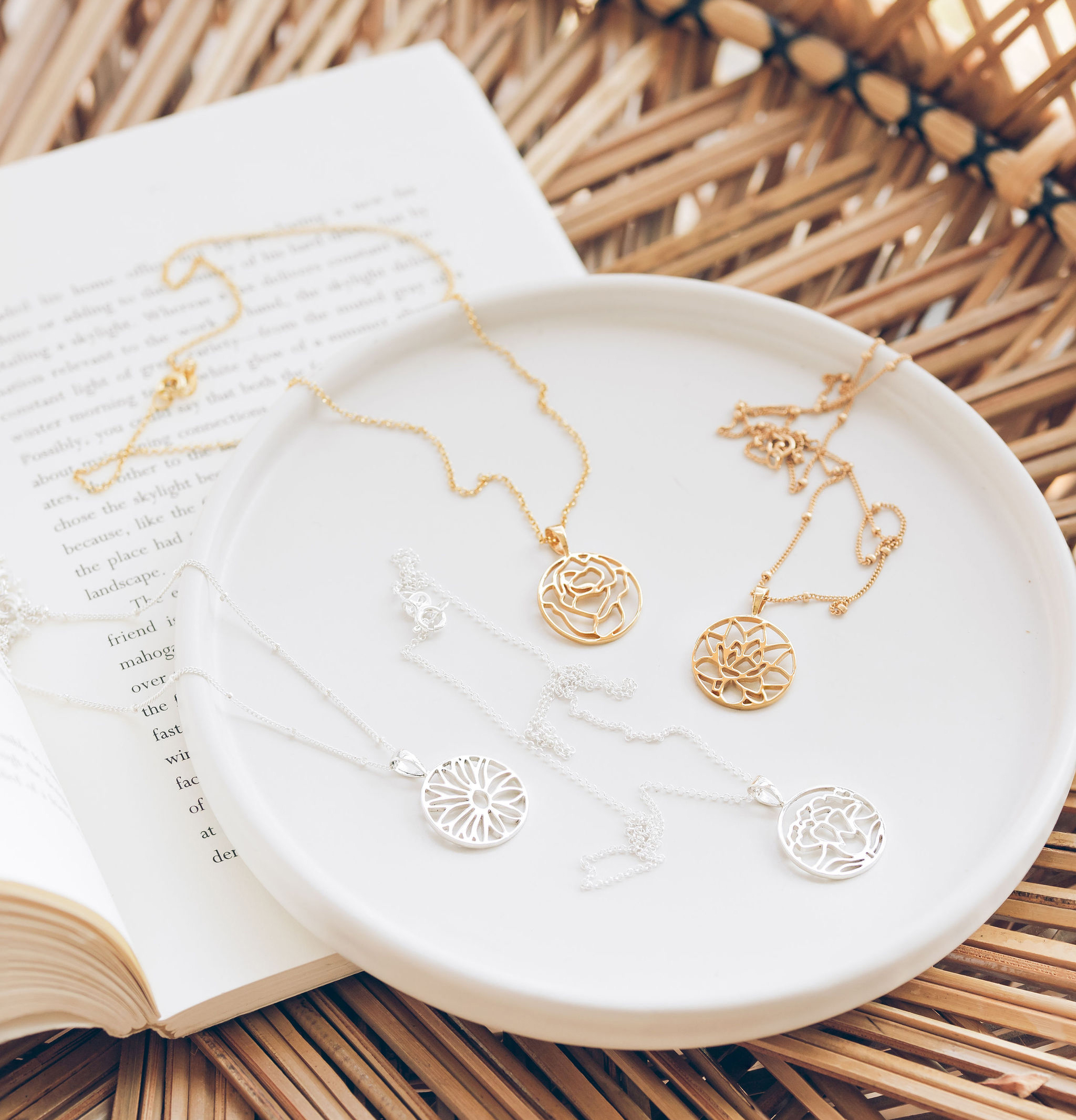 unique birth flower necklace mhoho and co