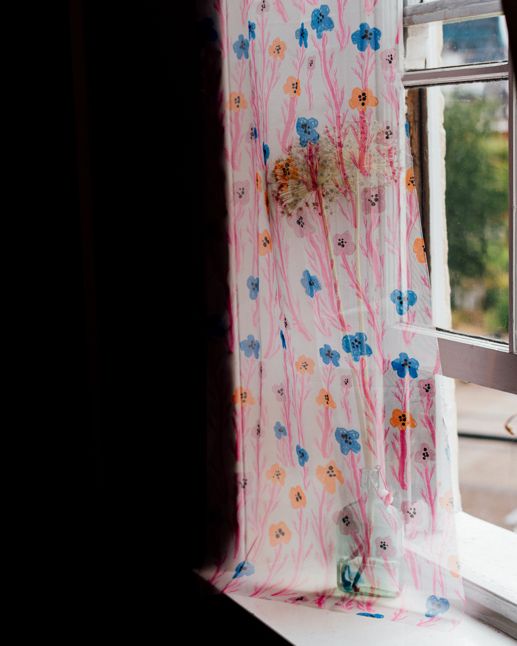 Textile fabric printed florals 