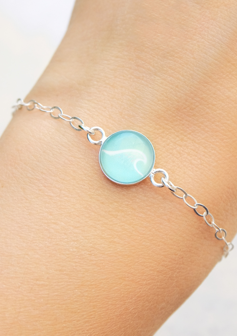 Cassiopi about us NOTHS wave bracelet