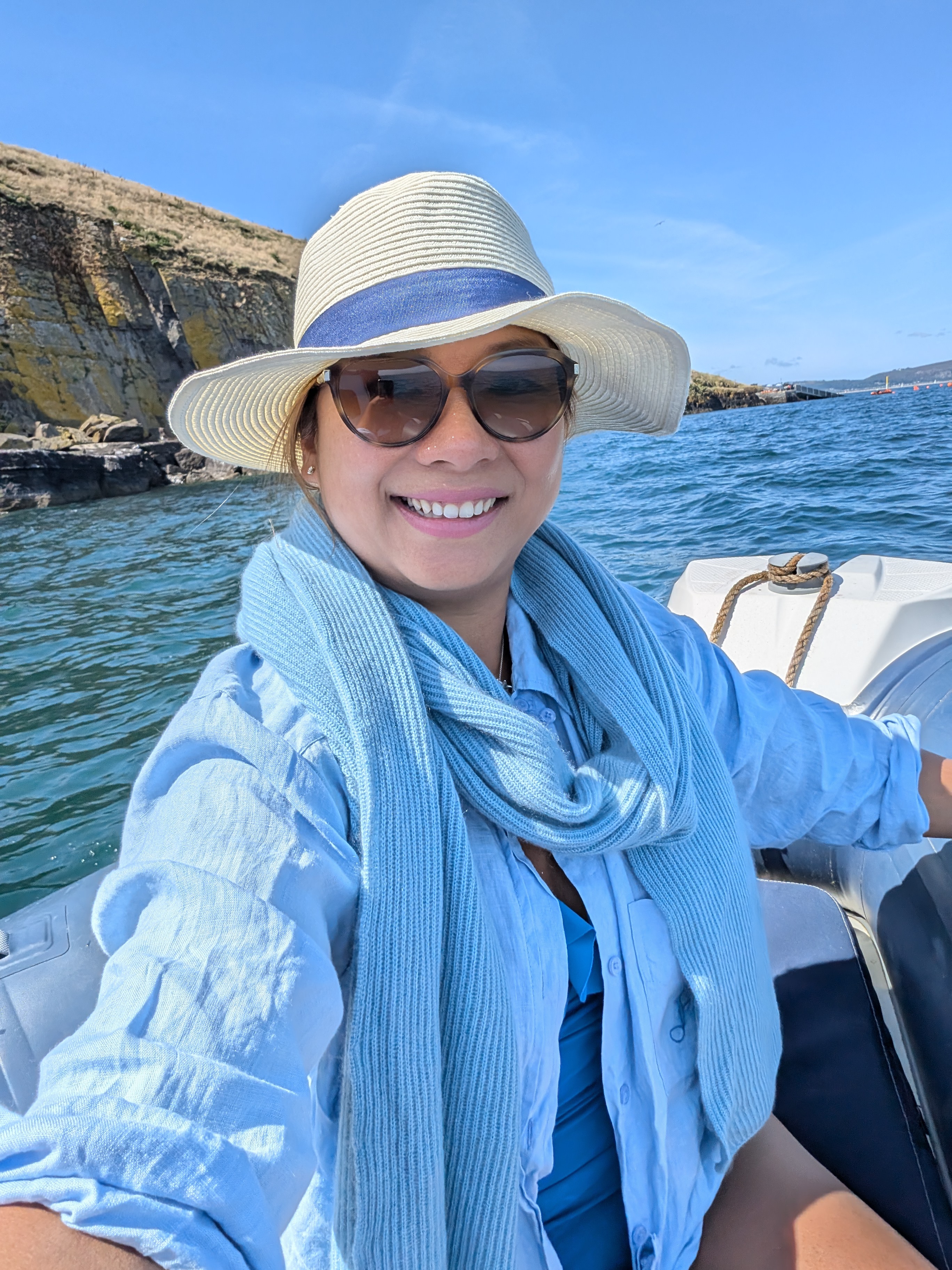 Travel with Mimi & Thomas Cashmere. Destination anywhere.