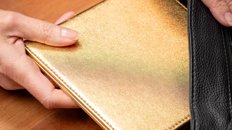 Holographic Permit Cover in Gold Lurex