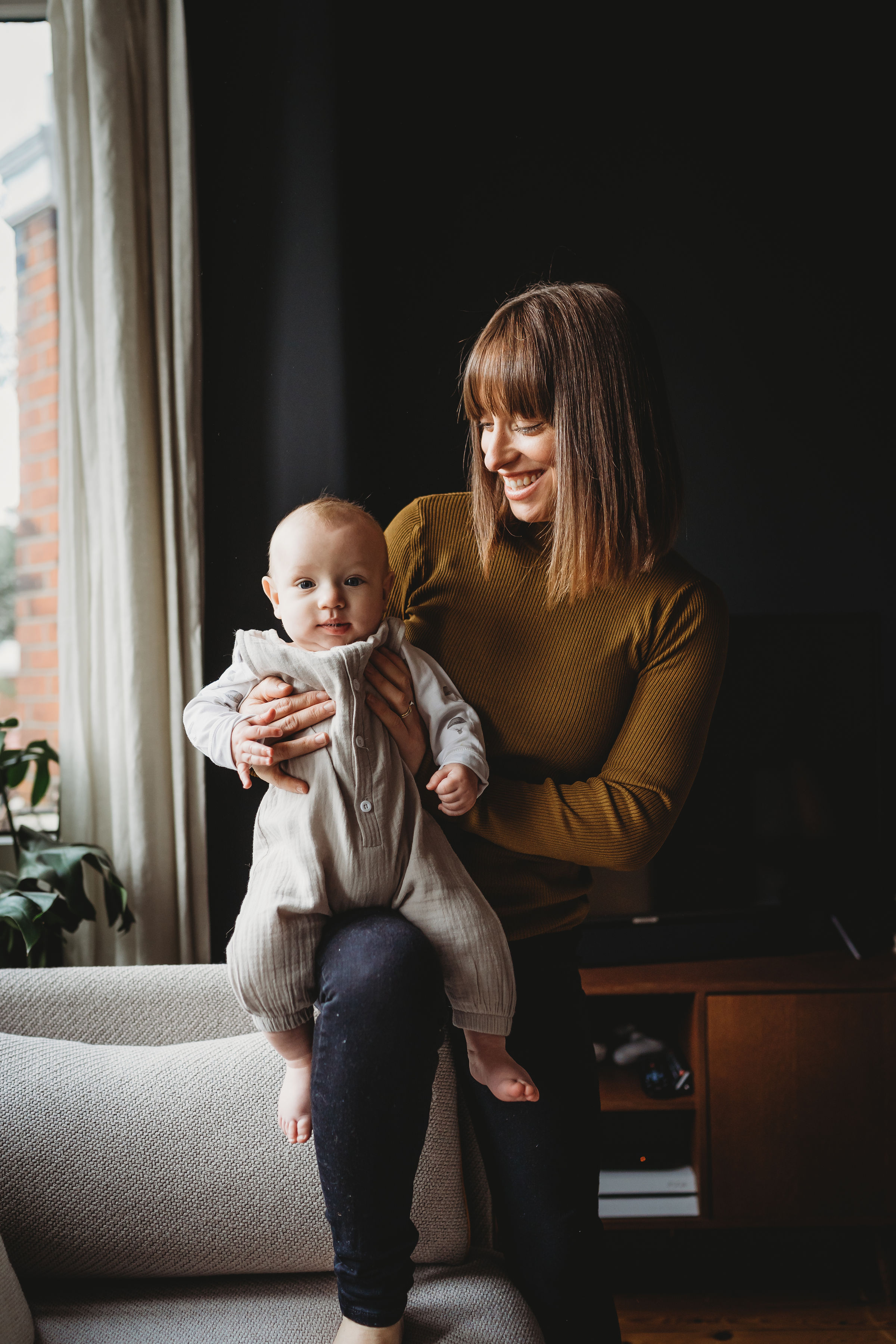 The Mama behind Otis and the Wolf