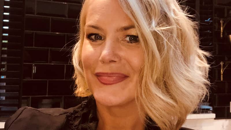 My name is Fiona Divers, I am the Founder & Owner of Ace & Luster