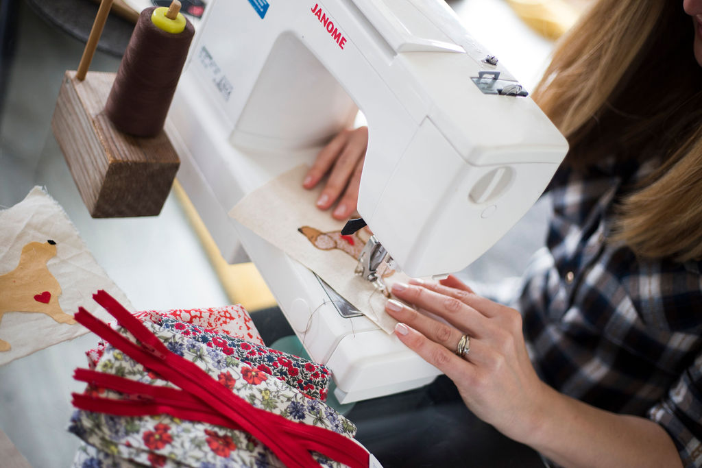 My trusty sewing machine using freemotion embroidery