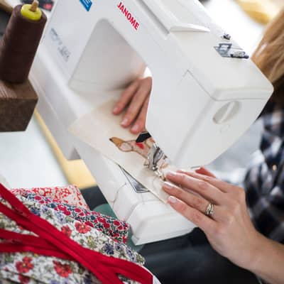 My trusty sewing machine using freemotion embroidery