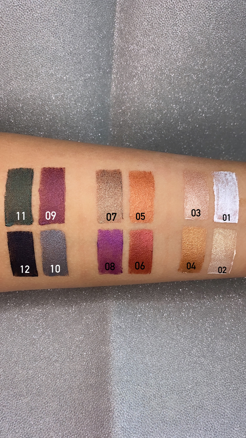 Eyeshadow + Smudger duo sticks