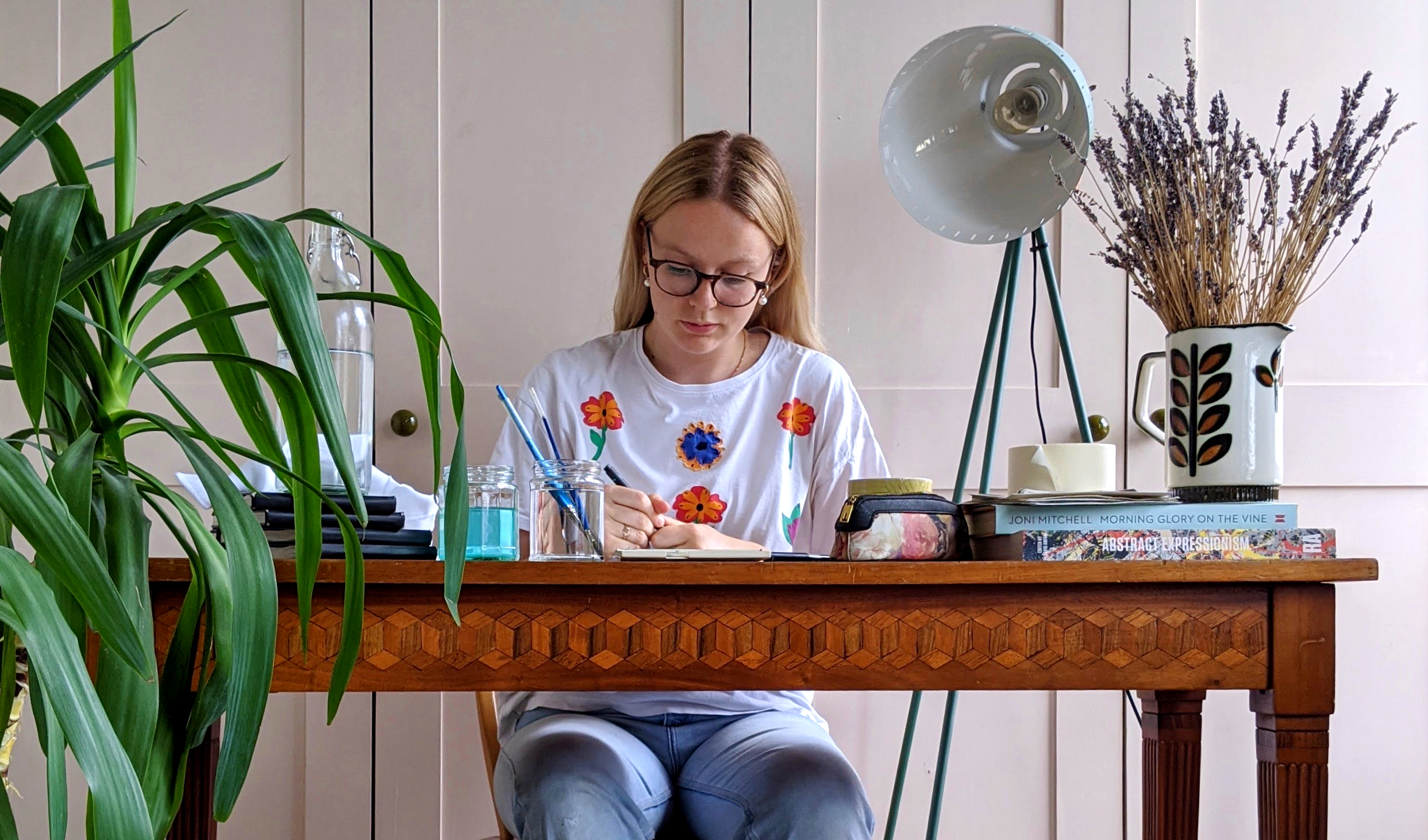 draw the line illustrator, Gaby, at work