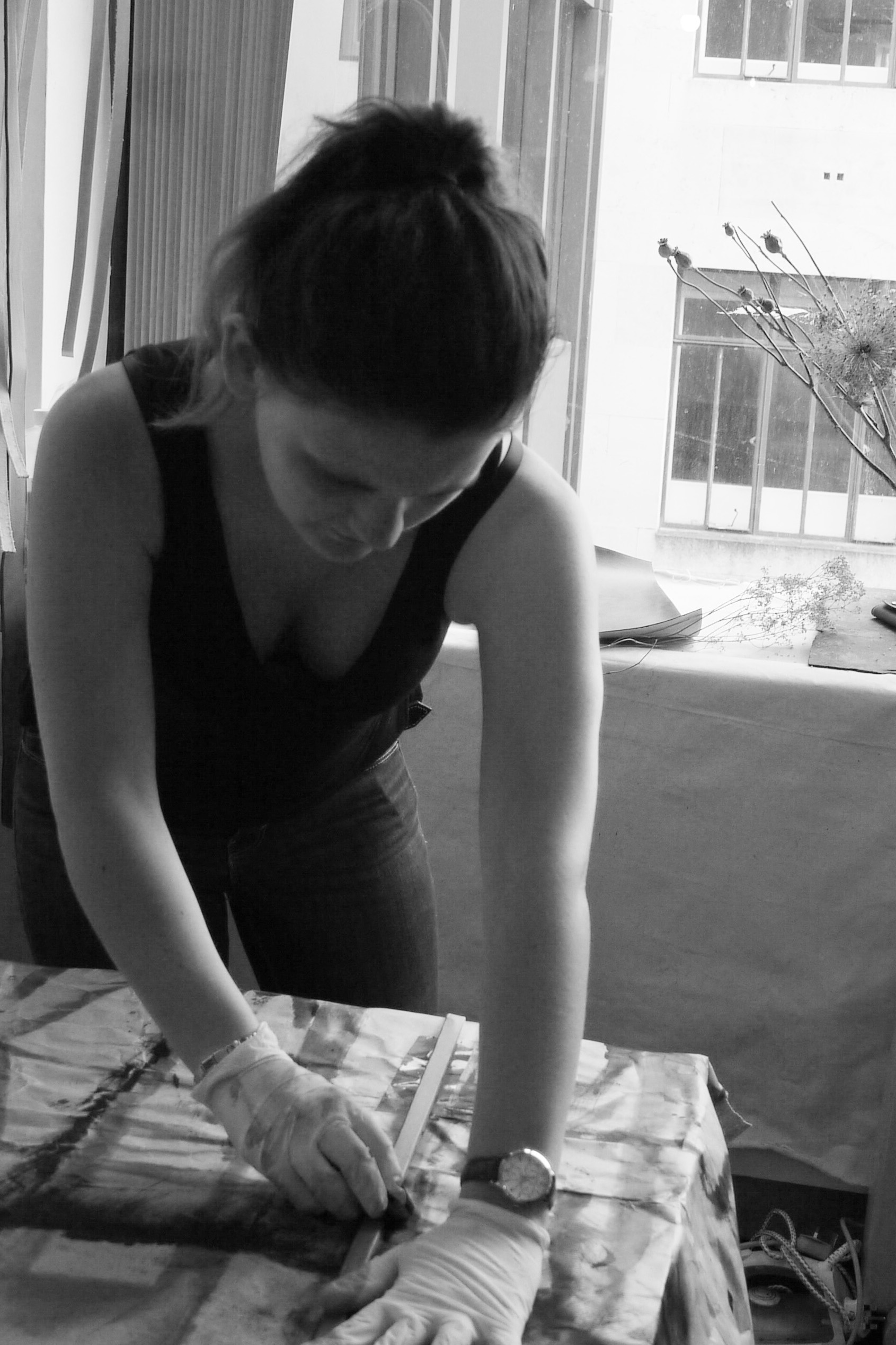 Hand dying leather strap for bag