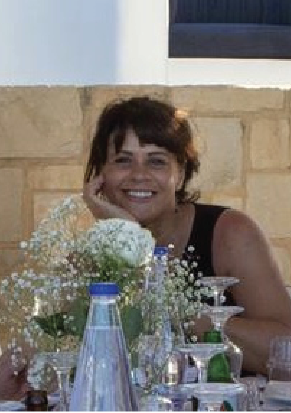 Welcome to Mac and Lilly, a cherished homeware brand co-founded in 2019 by the creative minds and hearts of Jo and Russ