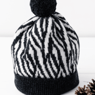 Luxury knitted accessories