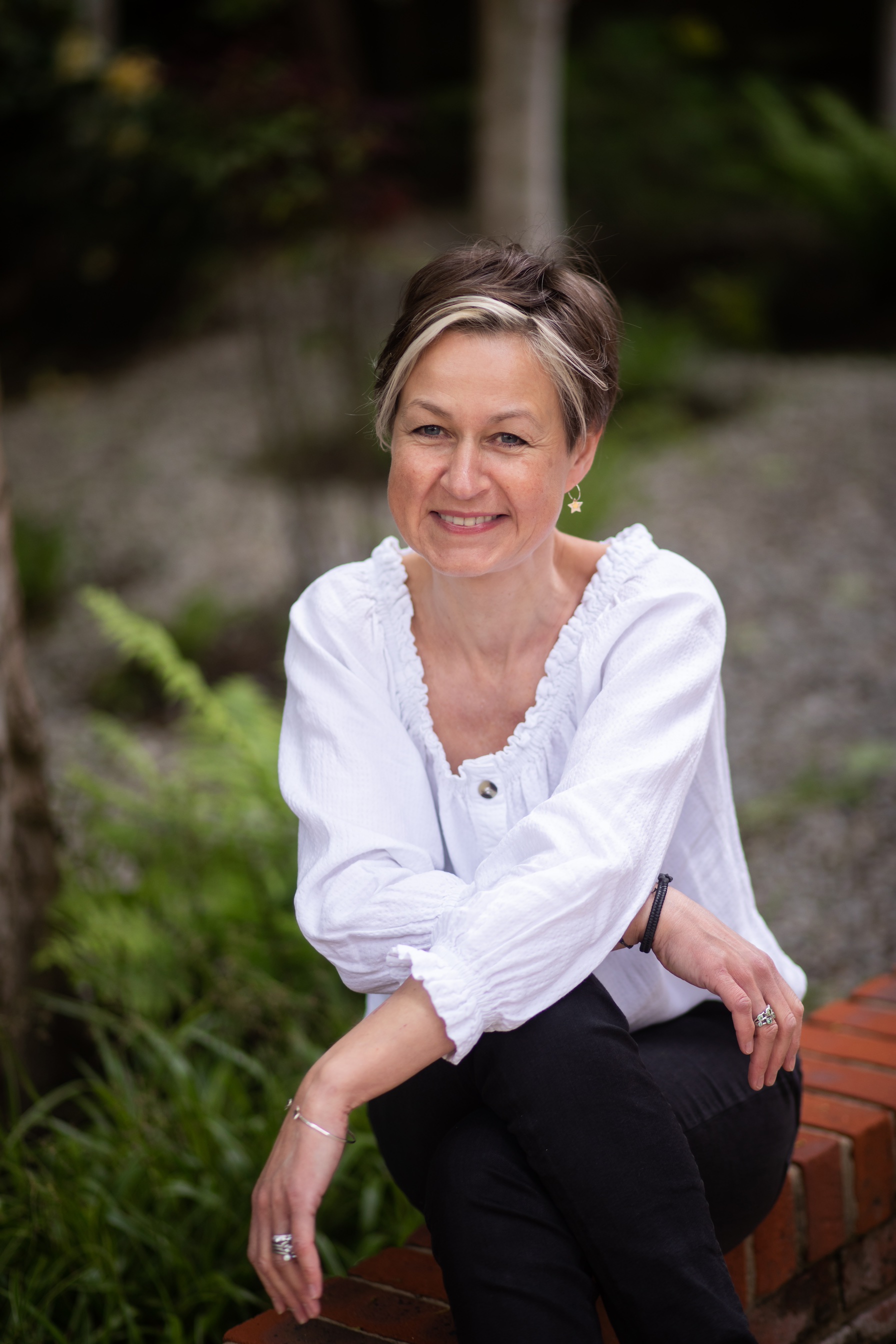 Emily Beckloff is the Founder of the International Elf Service and the International Fairy Service, which specialises in magical personalised letters.